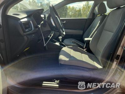 Zdjęcie 7 z 12 samochodu: 2023 KIA RIO S VIN:3KPA24AD0PE618668 - miniatura