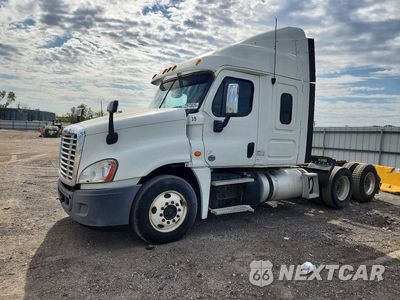 2013 FREIGHTLINER CASCADIA SEMI TRUCK 1FUJGLDR3DLFF2050 - główne zdjęcie licytacji z USA - miniatura
