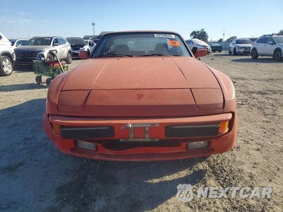 Piąte zdjęcie samochodu w środku: 1983 PORSCHE 944 VIN:WP0AA0944DN452372 - miniatura