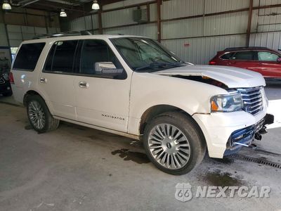 Czwarte zdjęcie samochodu z boku: 2016 LINCOLN NAVIGATOR SELECT VIN:5LMJJ2JT1GEL04708 - miniatura