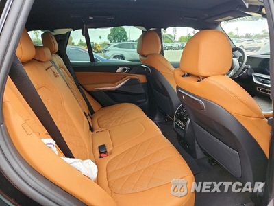 Zdjęcie 11 z 13 samochodu: 2026 BMW X5 XDRIVE50E VIN:5UX43EU07T9328983 - miniatura