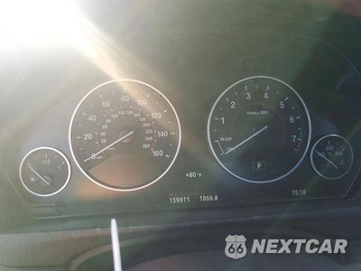 Zdjęcie 9 z 12 samochodu: 2017 BMW 330 XI VIN:WBA8D9C34HA005660 - miniatura
