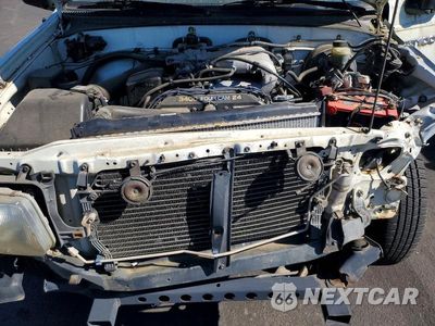 Zdjęcie 11 z 12 samochodu: 1996 TOYOTA T100 DX VIN:JT4TN12D3T0021207 - miniatura
