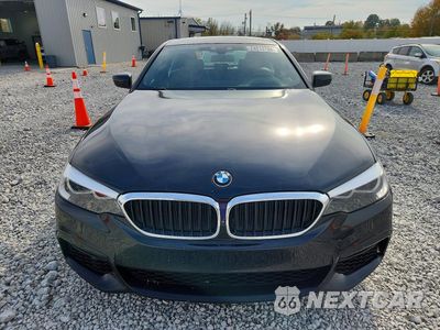 Piąte zdjęcie samochodu w środku: 2018 BMW 530XE VIN:WBAJB1C52JB085308 - miniatura