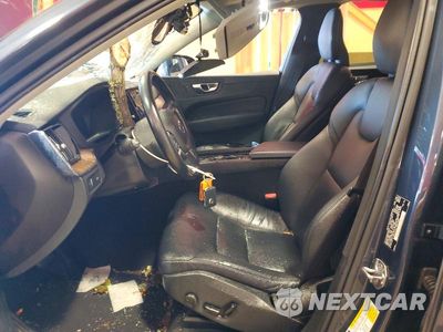 Zdjęcie 7 z 13 samochodu: 2021 VOLVO XC60 T6 MOMENTUM VIN:YV4A22RK5M1770576 - miniatura