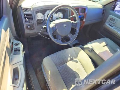 Zdjęcie 8 z 12 samochodu: 2005 DODGE DAKOTA SLT VIN:1D7HE42K95S202637 - miniatura