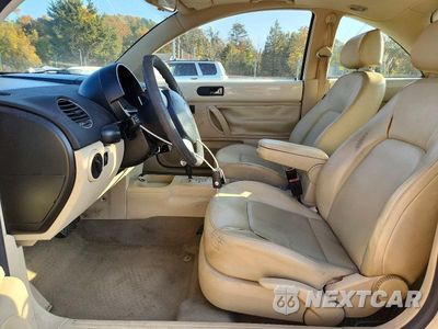 Zdjęcie 7 z 12 samochodu: 2007 VOLKSWAGEN NEW BEETLE 2.5L OPTION PACKAGE 1 VIN:3VWRW31C37M500836 - miniatura