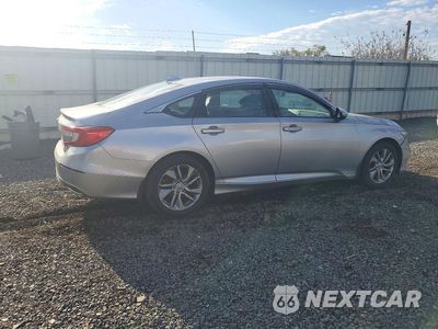 Trzecie zdjęcie samochodu z tyłu: 2018 HONDA ACCORD LX VIN:1HGCV1F19JA082585 - miniatura