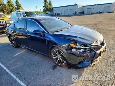 Czwarte zdjęcie samochodu z boku: 2020 TOYOTA CAMRY SE VIN:4T1G31AK7LU540028 - miniatura