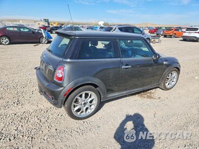 Trzecie zdjęcie samochodu z tyłu: 2011 MINI COOPER S VIN:WMWSV3C50BTY11377 - miniatura