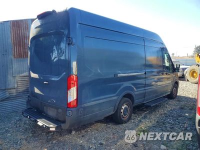 Trzecie zdjęcie samochodu z tyłu: 2020 FORD TRANSIT 250 DELIVERY VAN VIN:1FTBR3X81LKB32706 - miniatura