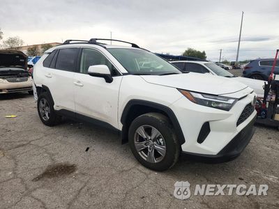Czwarte zdjęcie samochodu z boku: 2025 TOYOTA RAV4 HYBRID XLE VIN:JTMRWRFV5SD317538 - miniatura