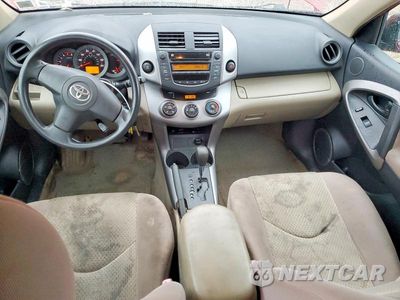 Zdjęcie 8 z 13 samochodu: 2008 TOYOTA RAV4 BASE VIN:JTMBD33V885180610 - miniatura