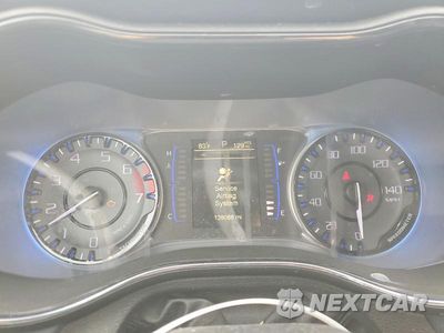 Zdjęcie 9 z 12 samochodu: 2016 CHRYSLER 200 S VIN:1C3CCCBB6GN157408 - miniatura