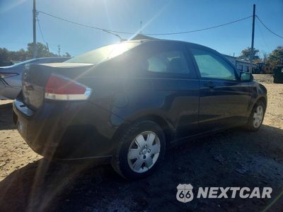 Trzecie zdjęcie samochodu z tyłu: 2008 FORD FOCUS S/SE VIN:1FAHP32N88W238363 - miniatura