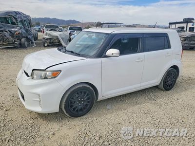 2015 SCION XB BASE JTLZE4FE7FJ071948 - główne zdjęcie licytacji z USA - miniatura