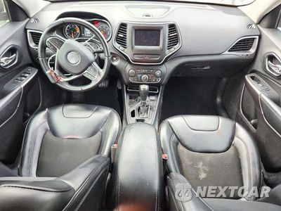 Zdjęcie 8 z 13 samochodu: 2019 JEEP CHEROKEE LATITUDE PLUS VIN:1C4PJLLB8KD184237 - miniatura