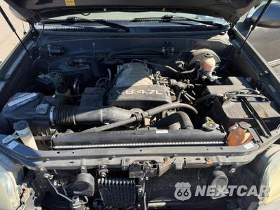 Zdjęcie 7 z 10 samochodu: 2004 TOYOTA TUNDRA LIMITED VIN:5TBBT481748449935 - miniatura