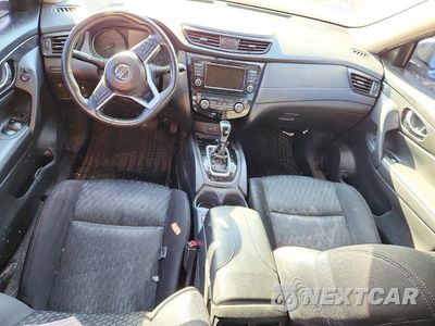 Zdjęcie 8 z 13 samochodu: 2018 NISSAN ROGUE SV VIN:KNMAT2MV0JP553821 - miniatura