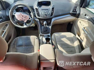 Zdjęcie 8 z 14 samochodu: 2015 FORD ESCAPE SE VIN:1FMCU0G91FUA80234 - miniatura