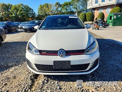 Piąte zdjęcie samochodu w środku: 2016 VOLKSWAGEN GTI S/SE VIN:3VW547AU1GM069403 - miniatura
