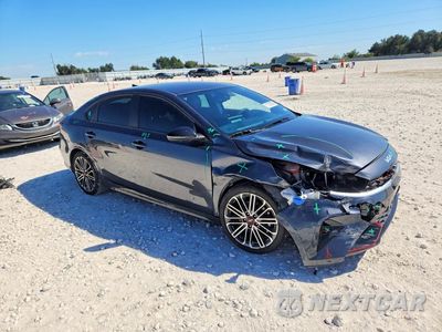 Czwarte zdjęcie samochodu z boku: 2023 KIA FORTE GT VIN:3KPF44AC3PE592011 - miniatura