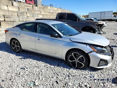 Czwarte zdjęcie samochodu z boku: 2025 NISSAN ALTIMA SR VIN:1N4BL4CV8SN423077 - miniatura