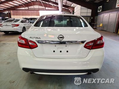 Zdjęcie 6 z 12 samochodu: 2016 NISSAN ALTIMA 2.5 S VIN:1N4AL3AP1GN364648 - miniatura
