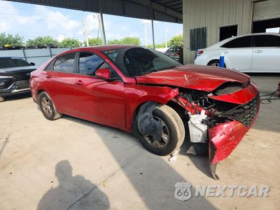 Czwarte zdjęcie samochodu z boku: 2023 HYUNDAI ELANTRA SE VIN:5NPLL4AG3PH101389 - miniatura