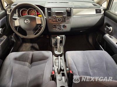 Zdjęcie 8 z 12 samochodu: 2007 NISSAN VERSA 1.8 S VIN:3N1BC13E07L415445 - miniatura
