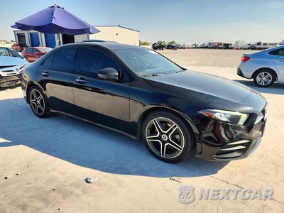 Czwarte zdjęcie samochodu z boku: 2021 MERCEDES-BENZ A 220 4MATIC VIN:W1K3G4FB5MJ272090 - miniatura