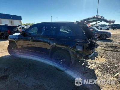 Drugie zdjęcie samochodu z przodu: 2025 JEEP GRAND CHEROKEE LAREDO VIN:1C4RJHAG0SC359641 - miniatura