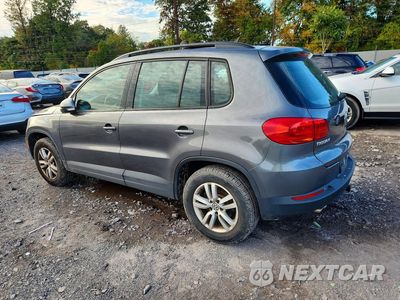 Drugie zdjęcie samochodu z przodu: 2015 VOLKSWAGEN TIGUAN S VIN:WVGBV7AX7FW615483 - miniatura