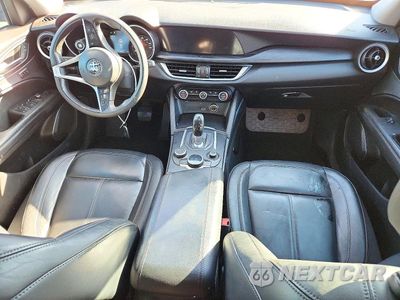 Zdjęcie 8 z 13 samochodu: 2018 ALFA ROMEO STELVIO VIN:ZASFAKAN7J7B85550 - miniatura