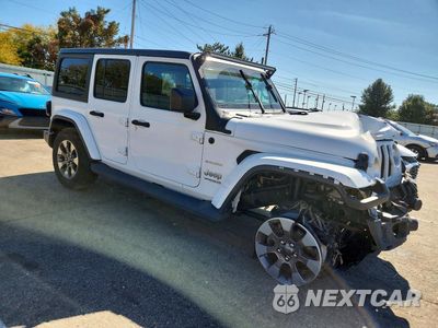 Czwarte zdjęcie samochodu z boku: 2020 JEEP WRANGLER UNLIMITED SAHARA VIN:1C4HJXEN1LW183634 - miniatura