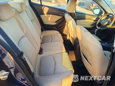 Zdjęcie 10 z 12 samochodu: 2018 MAZDA 3 SPORT VIN:3MZBN1U72JM171576 - miniatura