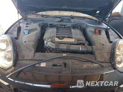 Zdjęcie 11 z 12 samochodu: 2016 PORSCHE CAYENNE VIN:WP1AA2A2XGKA09668 - miniatura