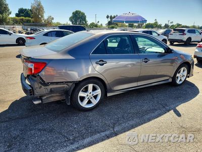 Trzecie zdjęcie samochodu z tyłu: 2014 TOYOTA CAMRY SE VIN:4T1BF1FK3EU734648 - miniatura