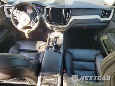 Zdjęcie 8 z 13 samochodu: 2022 VOLVO XC60 B5 INSCRIPTION VIN:YV4L12RL8N1074560 - miniatura