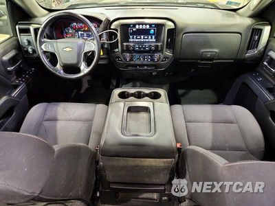 Zdjęcie 8 z 12 samochodu: 2018 CHEVROLET SILVERADO K1500 LT VIN:3GCUKREC3JG546145 - miniatura