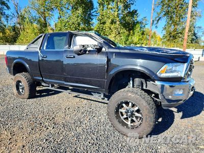 Czwarte zdjęcie samochodu z boku: 2018 RAM 2500 LONGHORN VIN:3C6UR5GLXJG286349 - miniatura