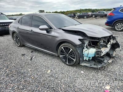 Czwarte zdjęcie samochodu z boku: 2020 TOYOTA CAMRY XSE VIN:4T1K61AK4LU977597 - miniatura