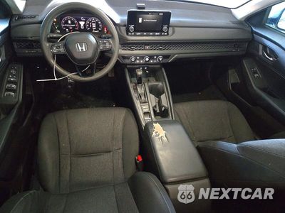 Zdjęcie 8 z 12 samochodu: 2023 HONDA ACCORD LX VIN:1HGCY1F21PA030537 - miniatura