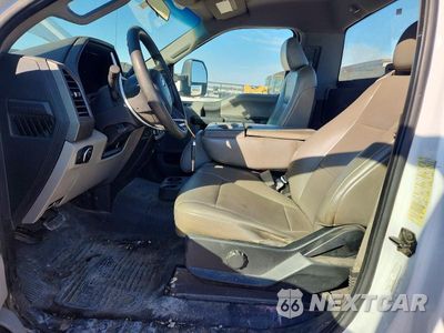 Zdjęcie 7 z 12 samochodu: 2019 FORD F550 SUPER DUTY VIN:1FDUF5GT3KDA04497 - miniatura