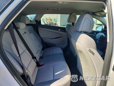 Zdjęcie 10 z 12 samochodu: 2018 HYUNDAI TUCSON SEL VIN:KM8J33A43JU757351 - miniatura