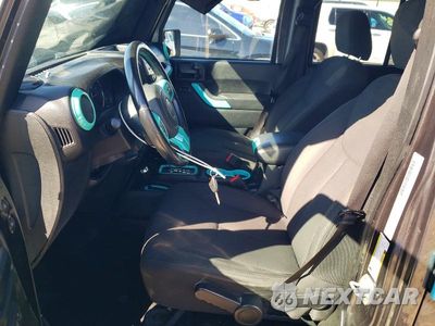 Zdjęcie 7 z 13 samochodu: 2018 JEEP WRANGLER UNLIMITED SPORT VIN:1C4BJWDG8JL887895 - miniatura