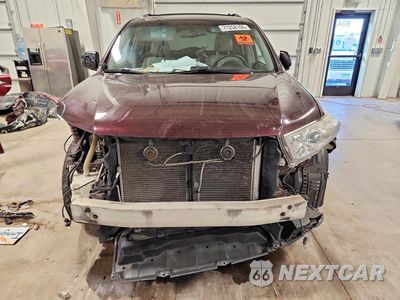 Piąte zdjęcie samochodu w środku: 2012 TOYOTA HIGHLANDER SE VIN:5TDBK3EH2CS134240 - miniatura