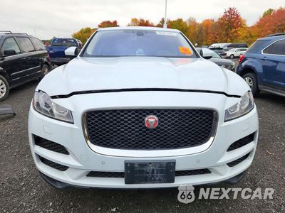 Piąte zdjęcie samochodu w środku: 2017 JAGUAR F-PACE PREMIUM VIN:SADCJ2BV5HA063961 - miniatura