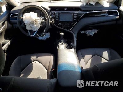 Zdjęcie 8 z 13 samochodu: 2018 TOYOTA CAMRY LE VIN:4T1B11HK4JU673266 - miniatura