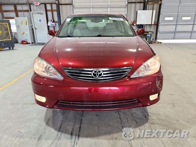 Piąte zdjęcie samochodu w środku: 2006 TOYOTA CAMRY XLE VIN:JTDBE32K863049612 - miniatura